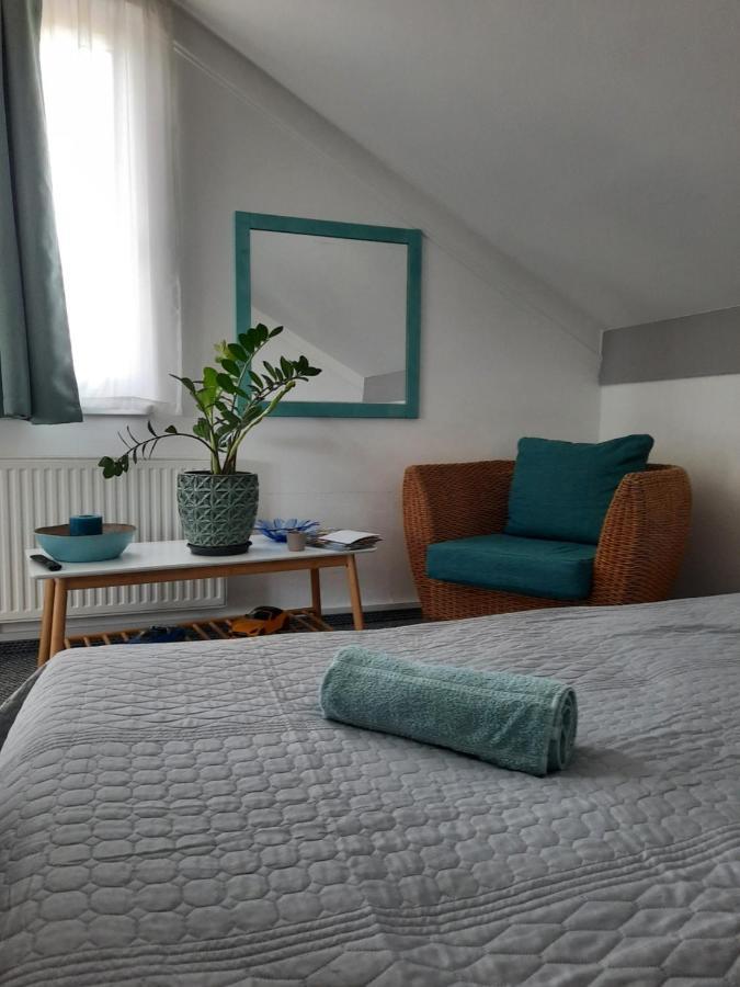 Kamilla Apartman Villapark บุค ภายนอก รูปภาพ